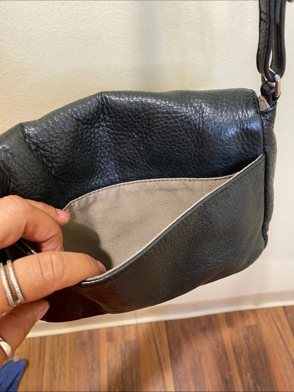 MARGOT Black Pebblet Leather Crossbody Bag - Classic Women's Shoulder Bag